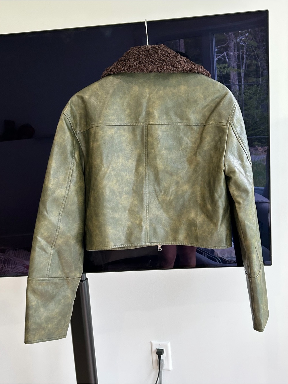 BDG Olive Leather Zip Jacket with Brown Shearling Collar - Picture 3 of 3